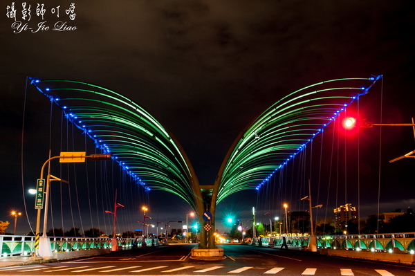 台中 大坑清新橋 蝴蝶橋 藍天白雲橋 浪漫情人橋夜景 叮噹旅行趣 叮噹旅行趣 痞客邦 台中 大坑清新橋 蝴蝶橋 藍天白雲橋 浪漫情人橋夜景 叮噹旅行趣 叮噹旅行趣 痞客邦