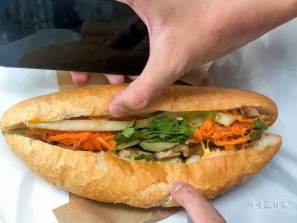 BANH MI 10.jpg