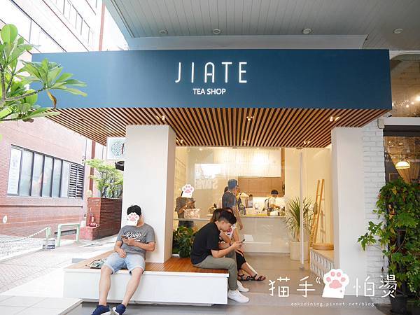 P1090644-1.jpg P1090644-1.jpg