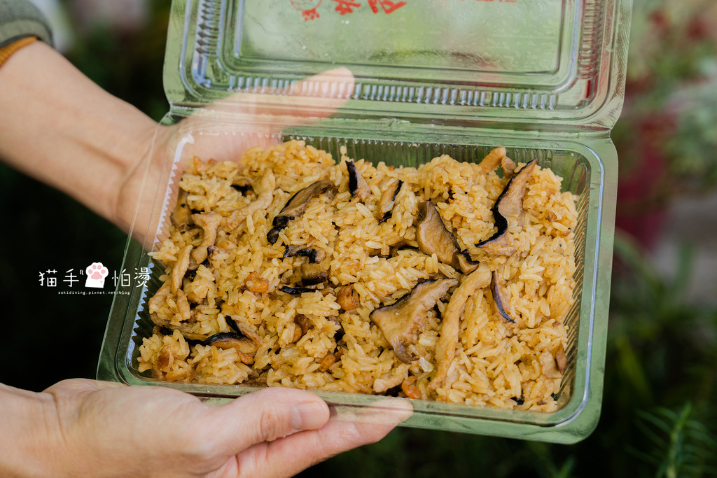 台中美食| 意倫港式食品行 向上市場隱藏港式美食 蘿蔔糕快速