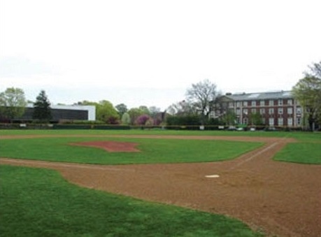 N.Y.Garden City, NY Baseball Field.jpg