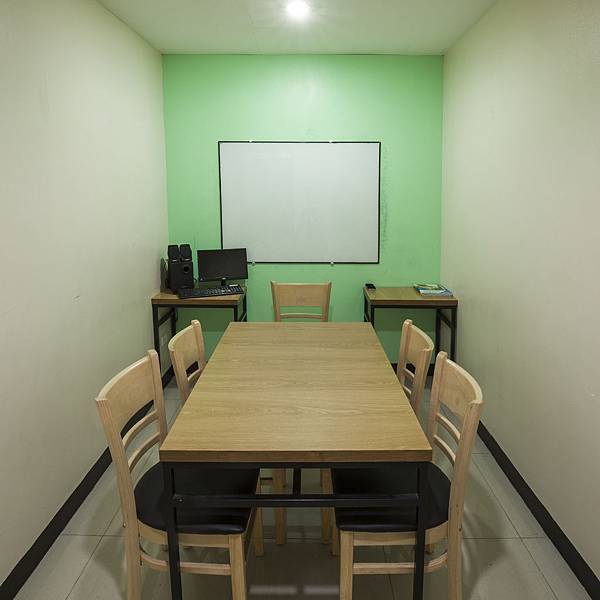 Small Group Classroom.jpg