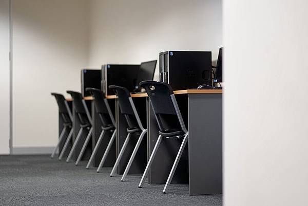 墨爾本Ruby Institute紅寶石學院~一週上兩天半課