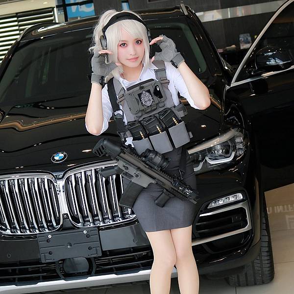 武裝OL AOR PINK SCAR SC BMW X5 Tactical OL.jpg