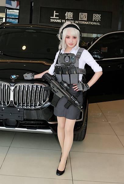 軍武娘 武裝OL AOR PINK SCAR SC BMW X5 Tactical OL 上億國際.jpg