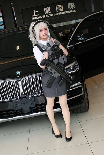 軍武娘 武裝OL AOR PINK SCAR SC BMW X5 Tactical OL 士元數位廣告.jpg