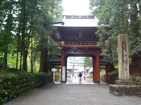 日光 東照宮旁之二荒山神社大門