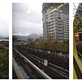 捷運往北投的路上