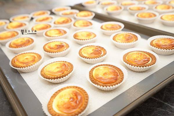 【台南甜點】Magma美格瑪起司塔|超犯規!鳳梨起司塔。鳳梨的酸甜、起司的鹹香,怎麼能不愛上! 【台南甜點】Magma美格瑪起司塔|超犯規!鳳梨起司塔。鳳梨的酸甜、起司的鹹香,怎麼能不愛上!