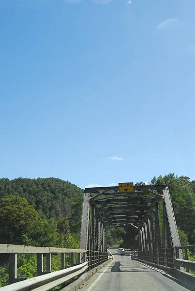 紐西蘭鐵橋