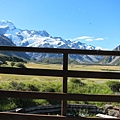 MT.Cook YHA 窗景的VIEW