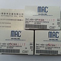 MAC電磁閥34C-ABA-GDFA-1GA三個.jpg