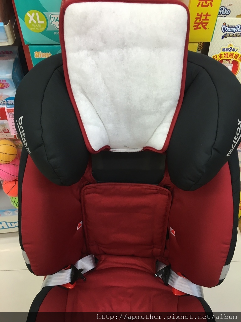 Britax1-12成長汽座_582.jpg