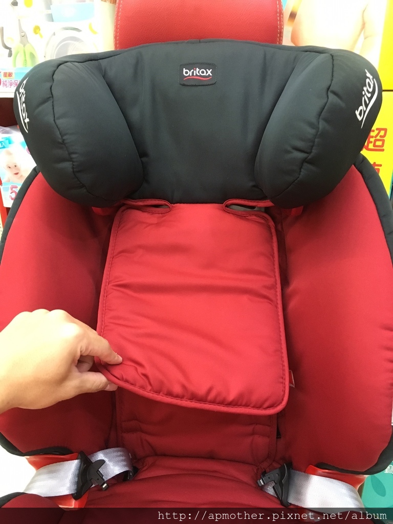 Britax1-12成長汽座_1176.jpg