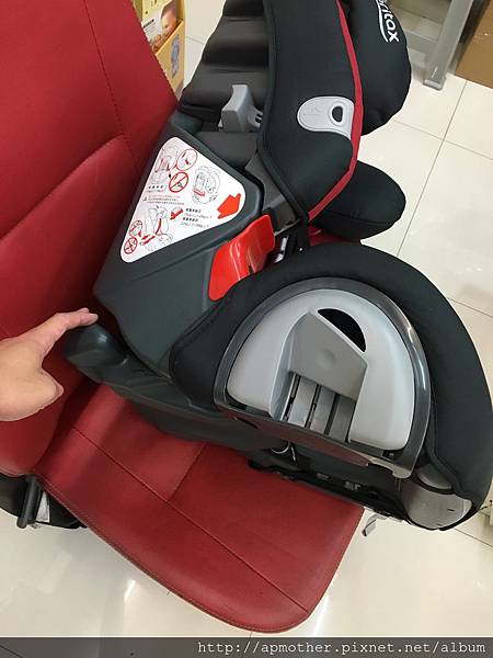 Britax1-12成長汽座_9759.jpg