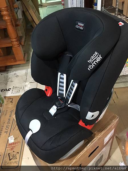 Britax1-12成長汽座_4070.jpg