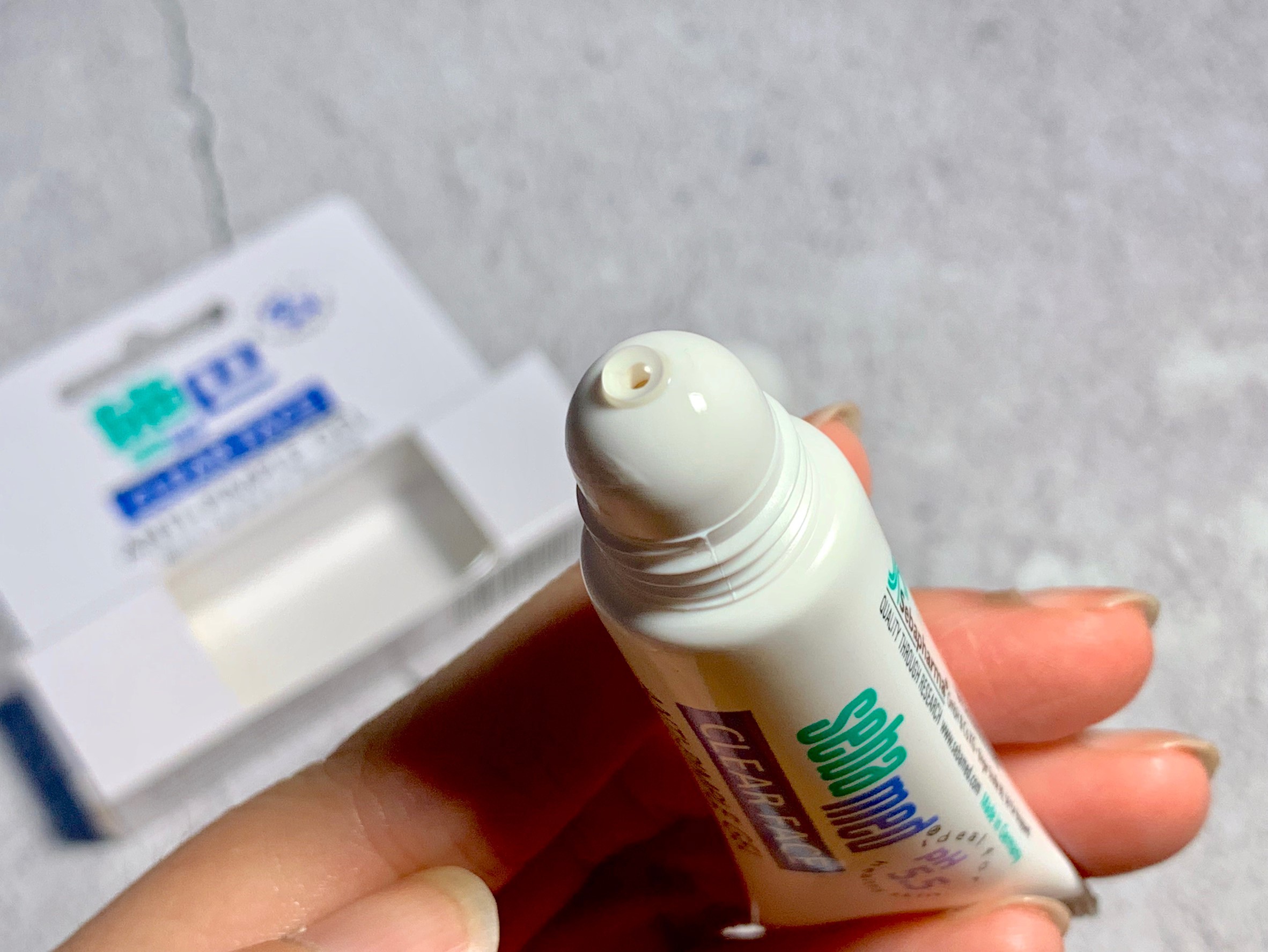 德國施巴 sebamed│溫和戰痘神器 pH5.5痘淨系列【去油解荳 粉刺掰掰 健康美肌超easy】油水平衡不失控，拍照不用再美肌！