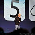 stevejobswwdc2011liveblogkeynote0856.jpg