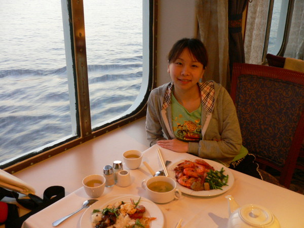 麗星郵輪的中式餐廳~好浪漫唷!