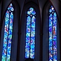 聖史蒂芬教堂聖壇彩繪玻璃.JPG