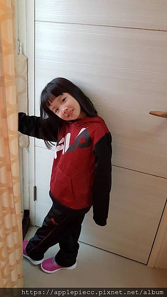 112200.jpg 112200.jpg