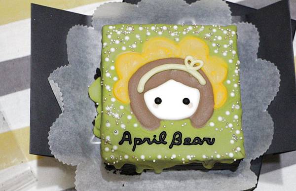 1060531-黑熊布朗尼-05