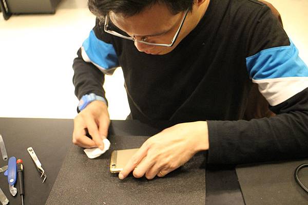 1061226-947修手機-19 1061226-947修手機-19