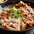 牛燒肉丼2.jpg