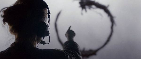 arrival-aliens.jpg.size_.custom.crop_.1086x455-1