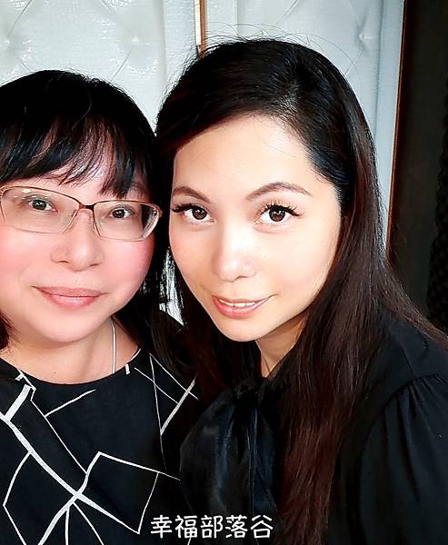 唯豐的CEO漂亮的老闆娘Lisa 唯豐的CEO漂亮的老闆娘Lisa