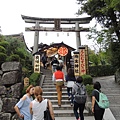 地主神社