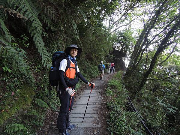 一路緩上，這天的路大多如此平緩