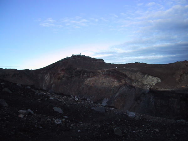 09　富士山火口