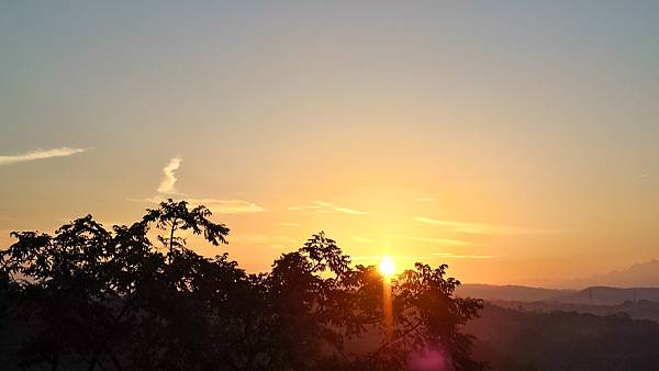 P_20160716_052641_1_HDR_p.jpg P_20160716_052641_1_HDR_p.jpg