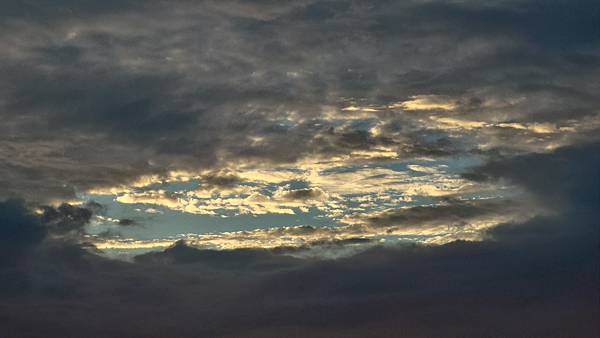 P_20160809_053814_1_HDR_p.jpg P_20160809_053814_1_HDR_p.jpg