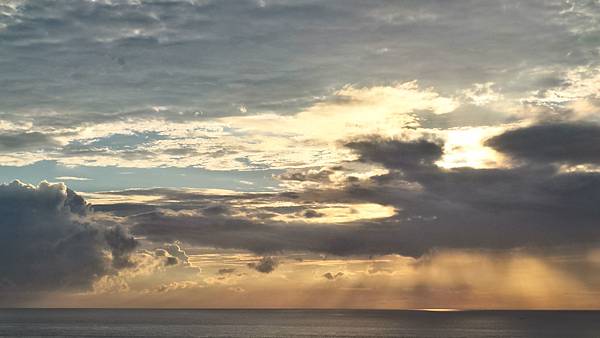 P_20160809_055149_1_HDR_p.jpg P_20160809_055149_1_HDR_p.jpg