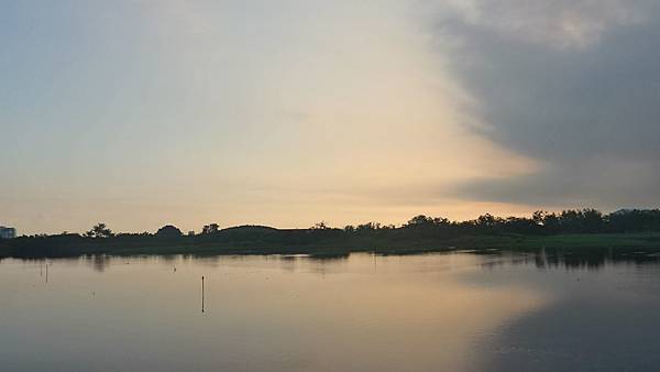 P_20160825_061536_1_HDR_p.jpg P_20160825_061536_1_HDR_p.jpg