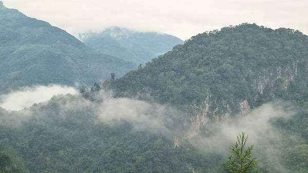 P_20160829_063712_1_HDR_p.jpg P_20160829_063712_1_HDR_p.jpg