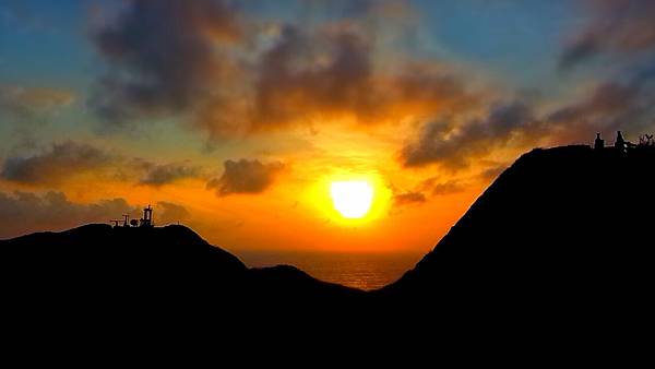 P_20161004_060632_MT.jpg P_20161004_060632_MT.jpg