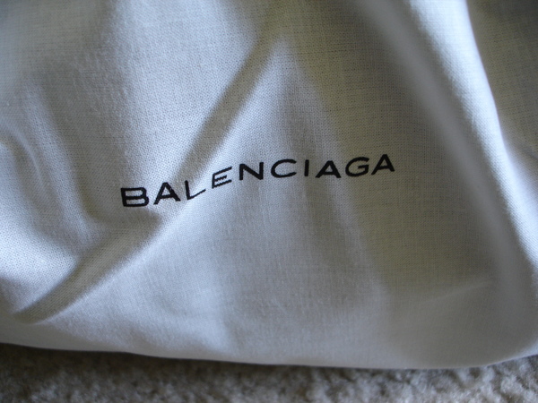 Balenciaga!!