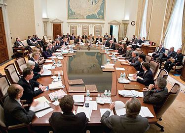 Federal_Open_Market_Committee_Meeting.jpg