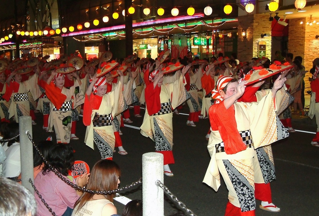 Hanagasa_Festa_2002.jpg