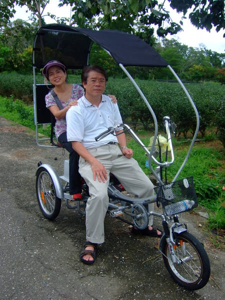 因為媽媽不會騎腳踏車