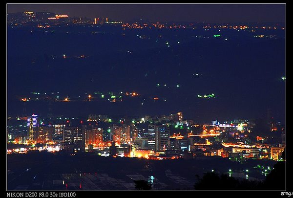 六窟夜景-1