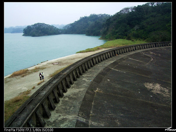 烏山頭水庫溢洪道-1.jpg