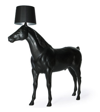 Moooi_Horse_lamp_10.jpg