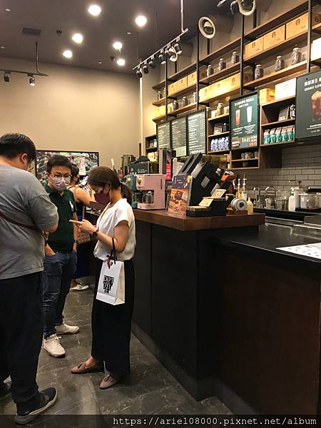 「台北美食」STARBUCKS 星巴克 (寶麗廣場B1門市)