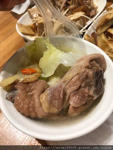 「台北美食」雙月食品社-濟南店-中正區-台北/MRT善導寺/