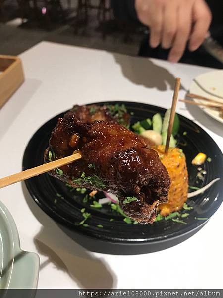 「台北美食」月月泰BBQ·信義區-台北市-遠百A13泰式串燒