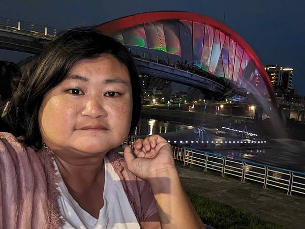 台北市/松山區/彩虹河繽公園/水舞欣賞